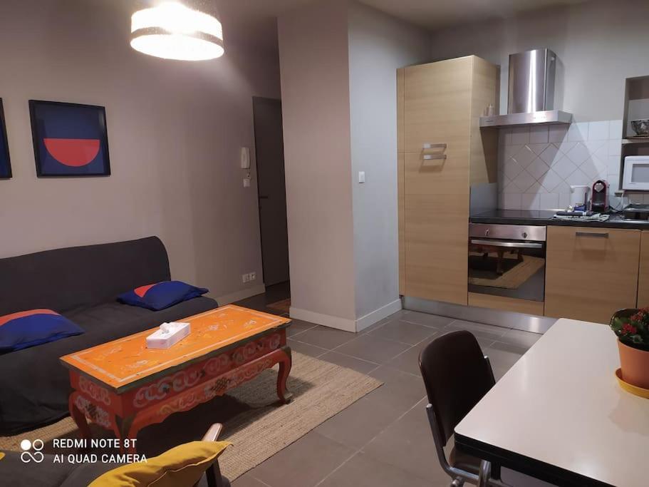 Bel Appartement Dans Centre Historique Avignon Eksteriør billede
