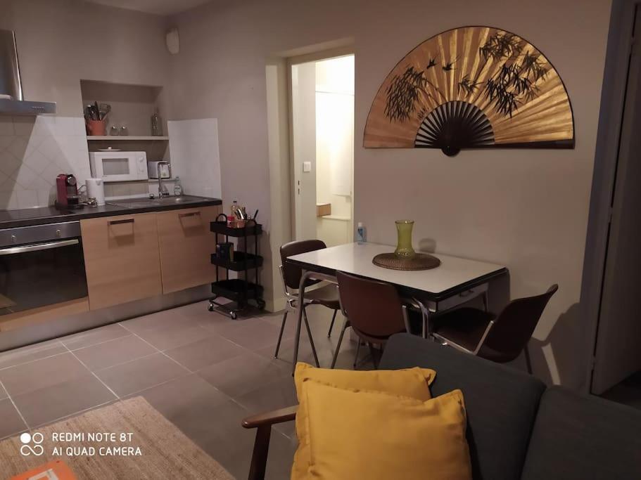 Bel Appartement Dans Centre Historique Avignon Eksteriør billede