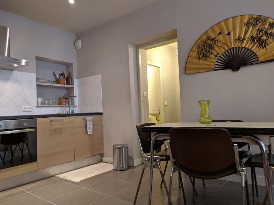 Bel Appartement Dans Centre Historique Avignon Eksteriør billede
